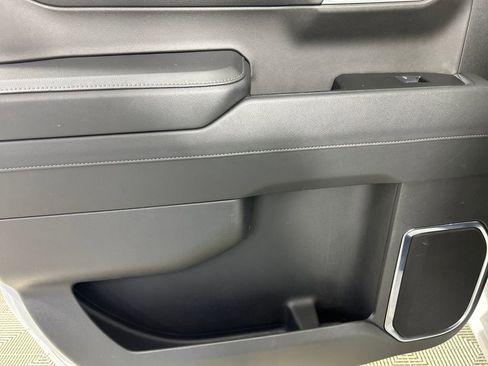 Used 2025 Chevrolet Silverado 1500 LT image 18