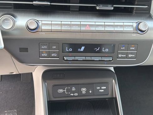 New 2026 Hyundai Kona Limited FWD image 31