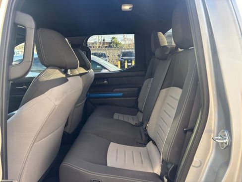 Used 2025 Toyota Tacoma TRD Off-Road image 25