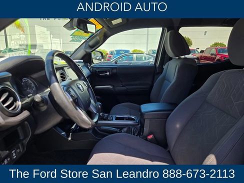 Used 2019 Toyota Tacoma TRD Sport w/ Technology Package RWD image 12