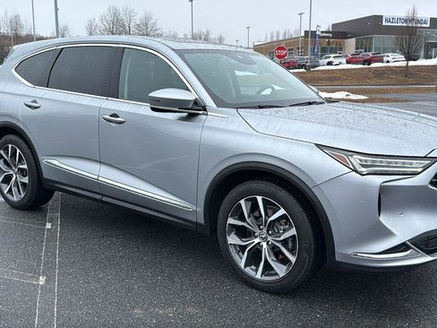 Used 2023 Acura MDX SH-AWD w/ Technology Package image 2