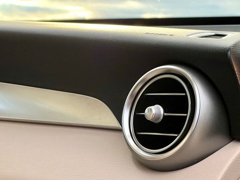 Certified 2022 Mercedes-Benz GLC 300 4MATIC image 15