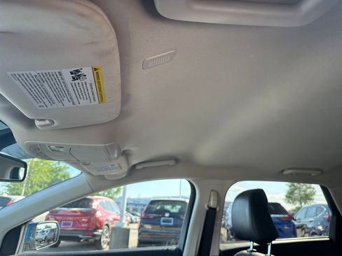 Used 2024 Ford Edge SEL AWD/4WD image 16