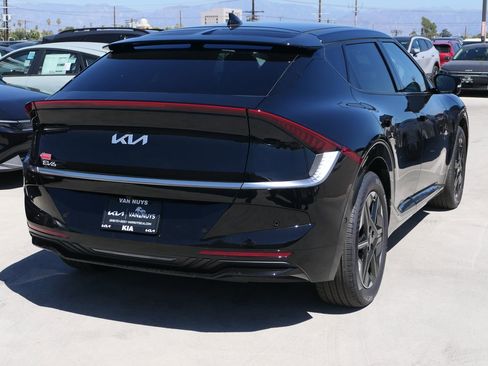 New 2025 Kia EV6 Wind image 3