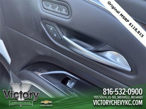 Used 2023 Cadillac Escalade ESV Sport Platinum image 16