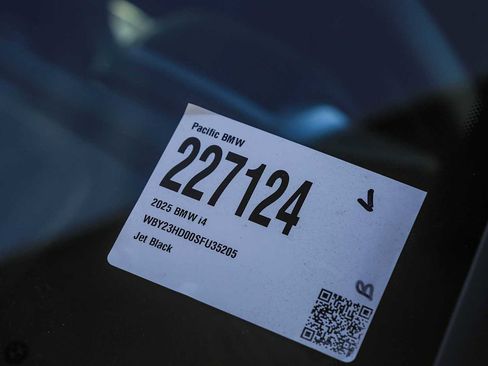 Used 2025 BMW i4 eDrive40 w/ Parking Assistance Package image 24