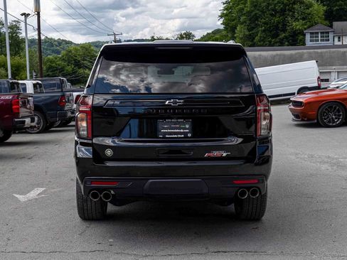 Used 2023 Chevrolet Suburban RST w/ Sport Performance Package AWD/4WD image 5