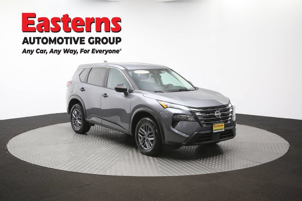 Used 2024 Nissan Rogue S AWD/4WD image 50