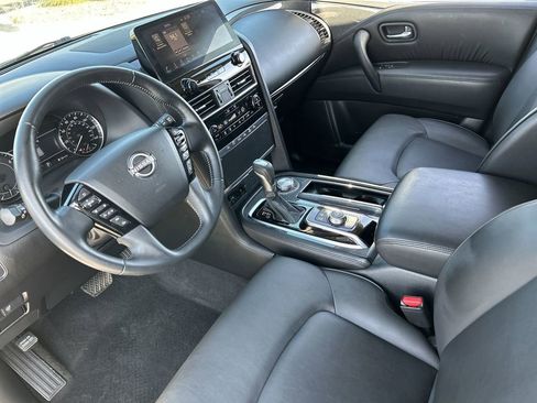 Used 2021 Nissan Armada SV w/ SV Appearance Package AWD/4WD image 10