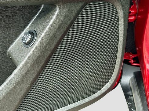 Used 2022 Chevrolet Traverse LT image 37