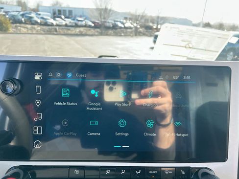 New 2025 Chevrolet Brightdrop 400 image 16