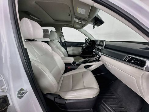 Used 2022 Kia Telluride S AWD/4WD image 32