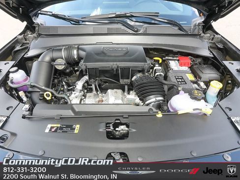 New 2025 Jeep Compass Limited w/ Sun & Sound Group image 17