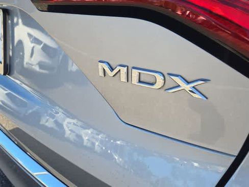Certified 2022 Acura MDX FWD w/ Technology Package image 12