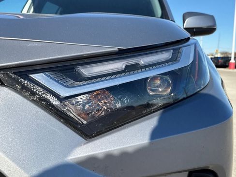 Used 2024 Toyota RAV4 XLE image 12