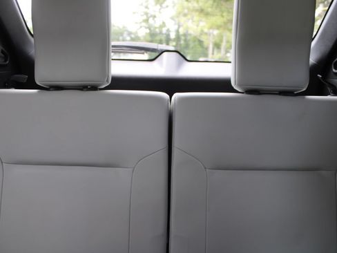 Used 2023 Mitsubishi Outlander SEL AWD/4WD image 62