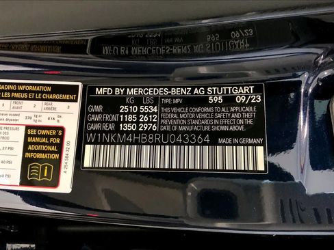 Used 2024 Mercedes-Benz GLC 300 4MATIC image 28