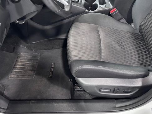 Used 2018 Nissan Rogue SV AWD/4WD image 11