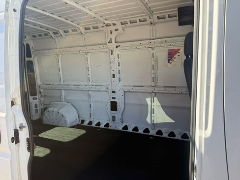 Used 2021 RAM ProMaster 2500 image 25