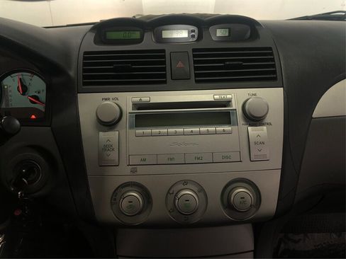 Used 2004 Toyota Solara SE Sport image 13