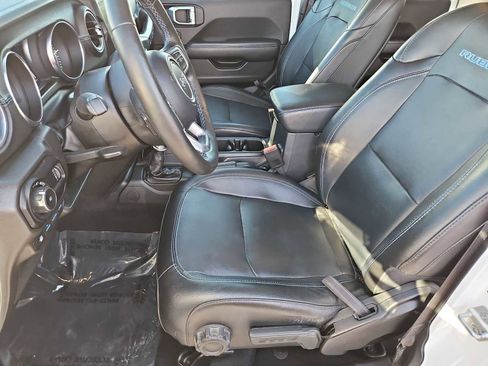 Used 2023 Jeep Wrangler Rubicon w/ Cold Weather Group image 16