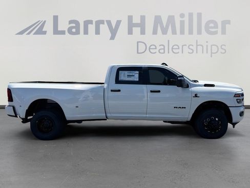 New 2026 RAM 3500 Big Horn AWD/4WD image 7