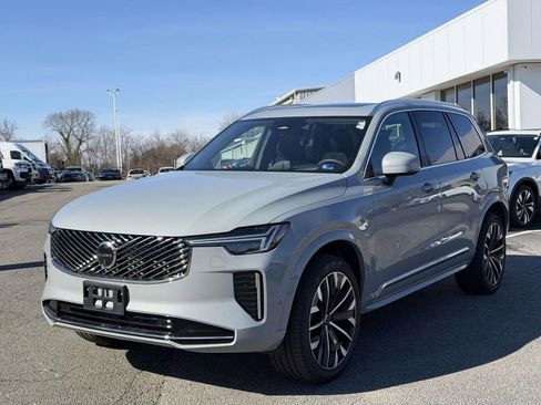 New 2026 Volvo XC90 B6 Ultra w/ Protection Package image 22