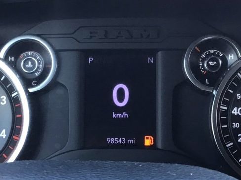 Used 2022 RAM 3500 Tradesman w/ Chrome Appearance Group image 9