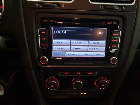 Used 2014 Volkswagen Jetta SE image 25