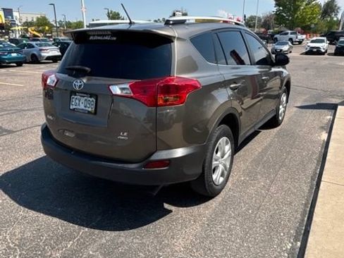 Used 2015 Toyota RAV4 LE AWD/4WD image 3