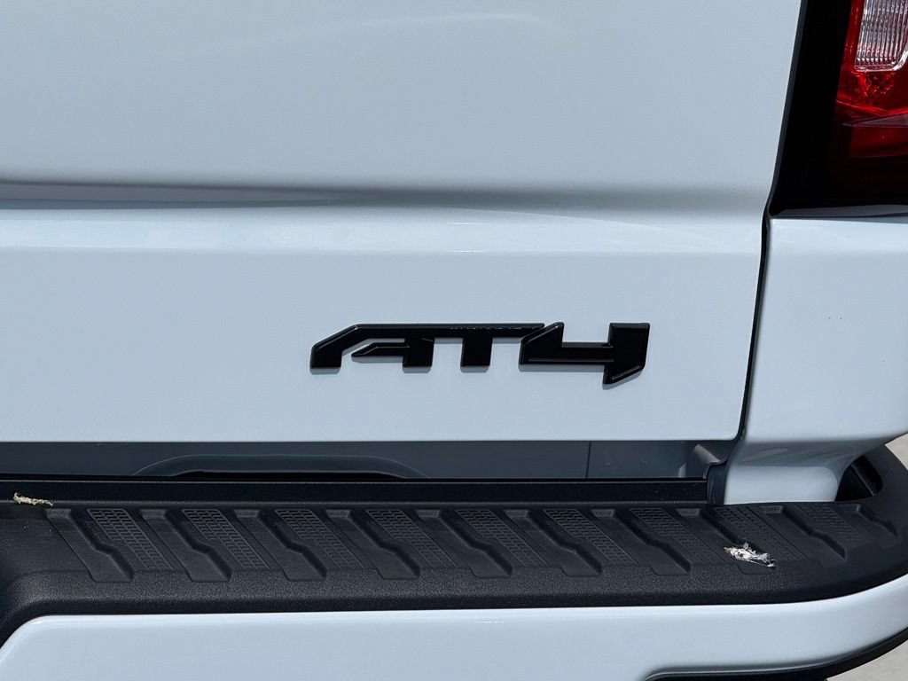 Used 2026 GMC Sierra 1500 AT4 w/ AT4 Premium Package AWD/4WD image 43