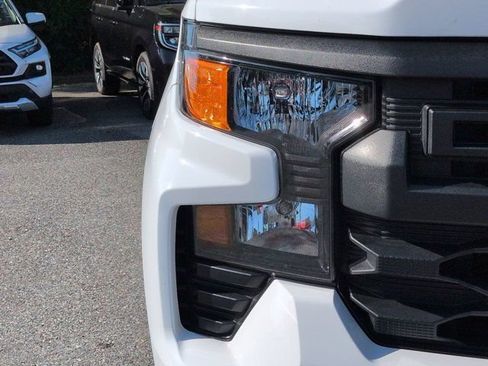 Used 2025 Chevrolet Silverado 1500 Custom Trail Boss AWD/4WD image 9