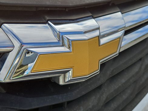 Used 2023 Chevrolet Equinox LS image 22