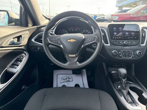 Used 2024 Chevrolet Malibu LT image 16