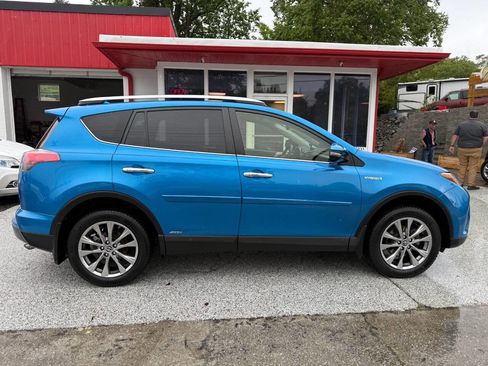 Used 2016 Toyota RAV4 Limited AWD/4WD image 12