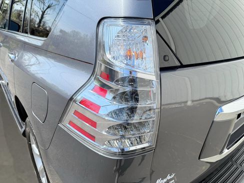 Used 2015 Lexus GX 460 w/ Navigation Package image 12