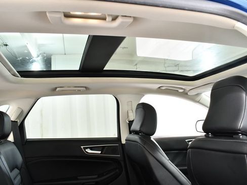 Used 2022 Ford Edge SEL w/ Convenience Package AWD/4WD image 19