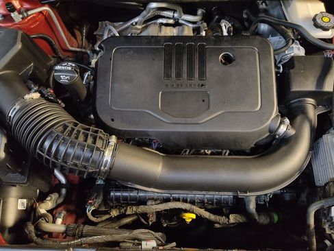 Used 2023 GMC Acadia SLE FWD image 30