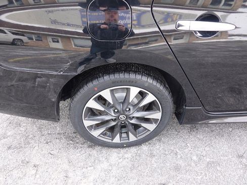 Used 2019 Nissan Sentra SR image 7