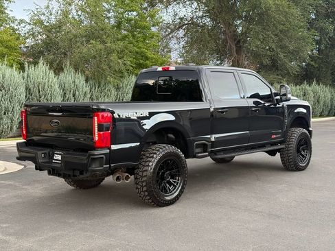 Used 2023 Ford F350 Lariat w/ Lariat Ultimate Package AWD/4WD image 9
