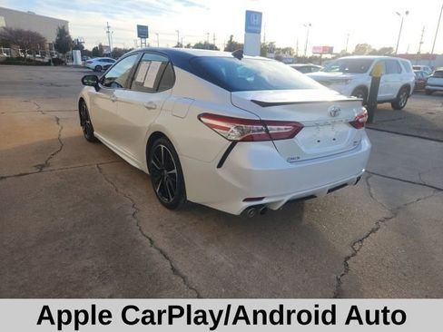 Used 2020 Toyota Camry XSE image 9