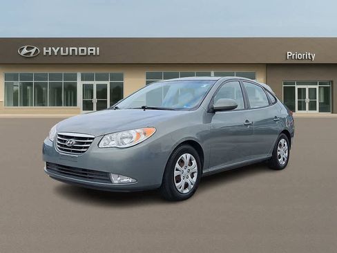 Used 2010 Hyundai Elantra GLS FWD image 1