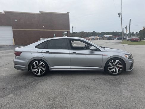 Used 2021 Volkswagen Jetta GLI image 4