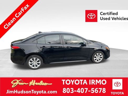 Certified 2024 Toyota Corolla LE image 1