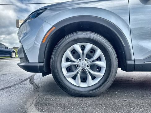 Used 2024 Honda CR-V LX image 10