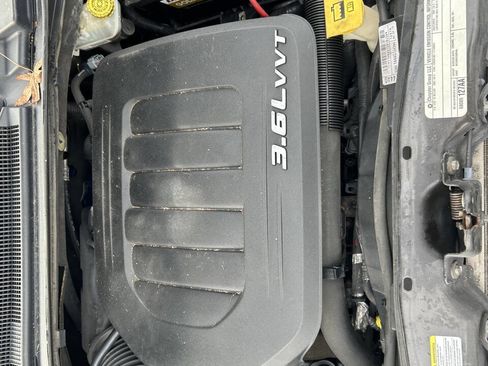 Used 2011 Dodge Grand Caravan Express FWD image 15