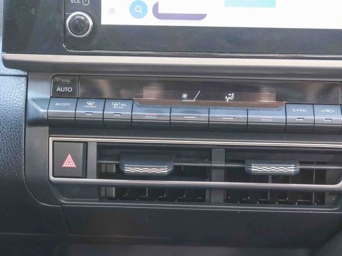 Used 2025 Toyota Camry LE FWD image 16