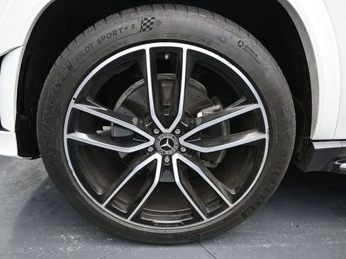 Used 2021 Mercedes-Benz GLS 580 4MATIC image 10
