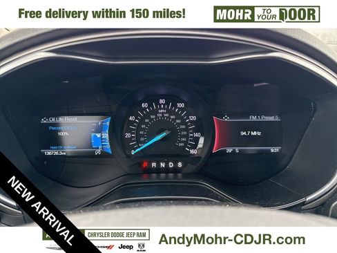 Used 2019 Ford Fusion SE image 9