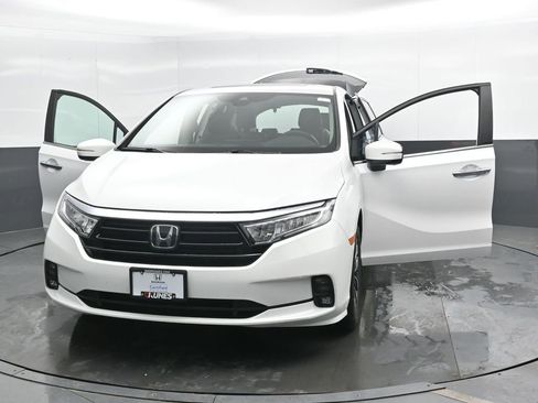 Used 2024 Honda Odyssey EX-L image 42
